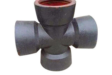 Garnitures de tuyau malléables de fer de pièce en t de croix de canalisation de sol