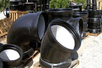 Garnitures de tuyau malléables de recourbement de fer de coude de gas et de pétrole
