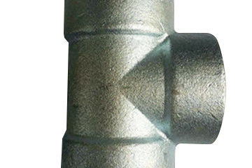 Pièce en t forgée filetée d'acier au carbone de Cs