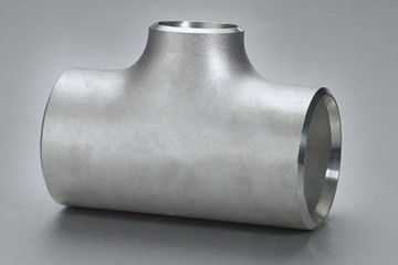 Garnitures de tuyau d'acier inoxydables de soudure sans couture de pièce en t